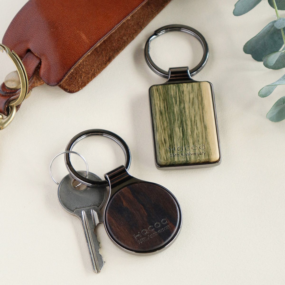 Hacoaブランド25周年限定木製キーリング「KEYRING 001」