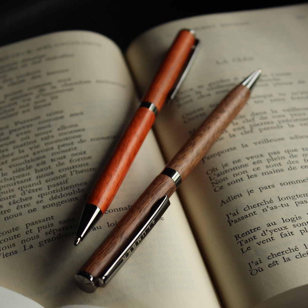 銘木をプラスした回転式の木製ボールペン「SLIM BALLPOINT PEN TWIST 1.0mm」
